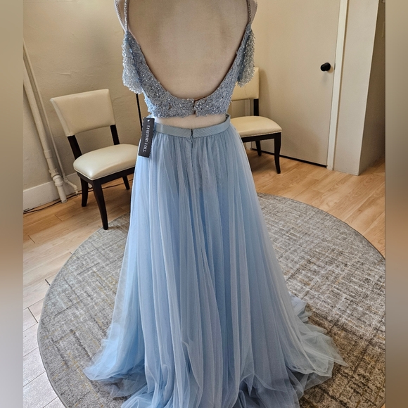 Size 10 "light blue" lace & tulletwo piece prom/evening gown by Sherri Hill NWT - Picture 4 of 12